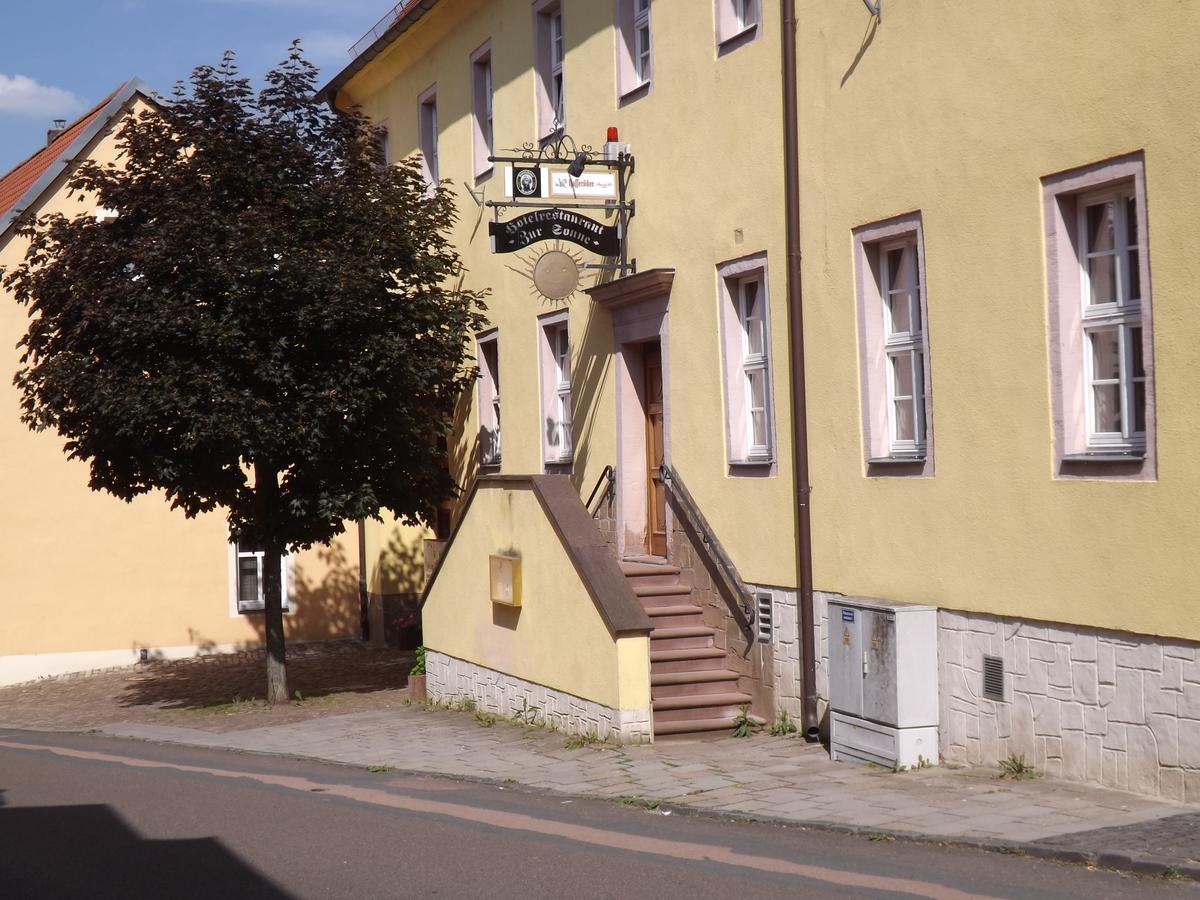Hotel "Zur Sonne" Querfurt Exterior photo